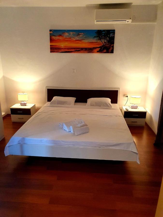 Apartmani Desnica Kruševo Zewnętrze zdjęcie