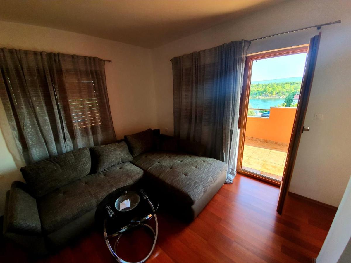 Apartmani Desnica Kruševo Zewnętrze zdjęcie