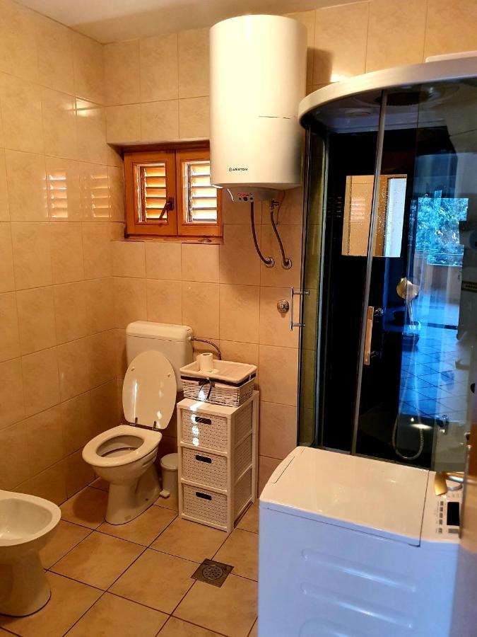 Apartmani Desnica Kruševo Zewnętrze zdjęcie