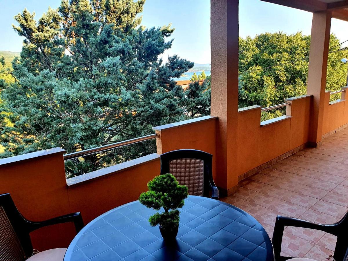 Apartmani Desnica Kruševo Zewnętrze zdjęcie