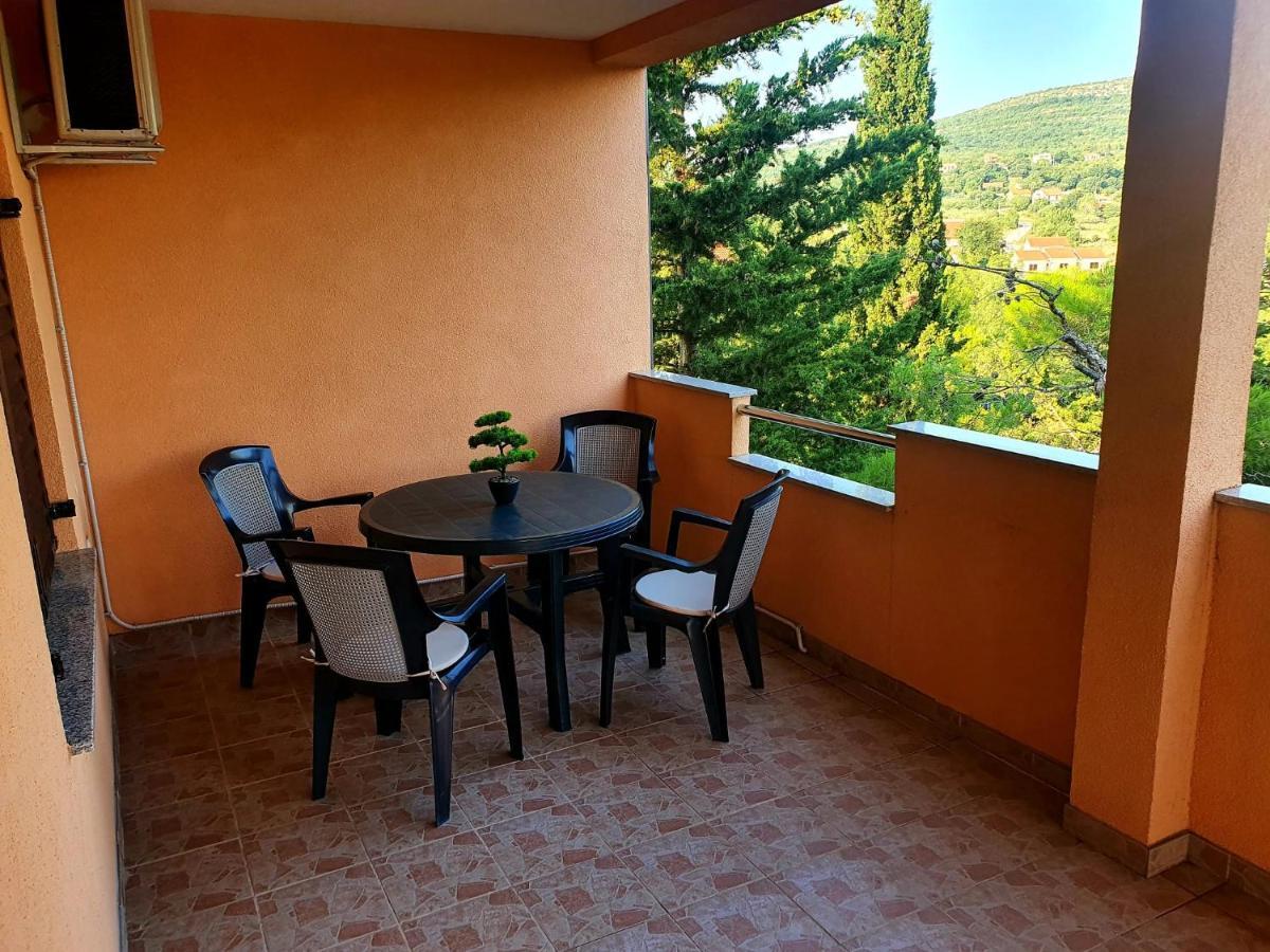 Apartmani Desnica Kruševo Zewnętrze zdjęcie
