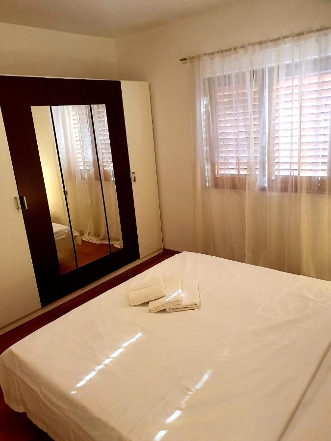 Apartmani Desnica Kruševo Zewnętrze zdjęcie